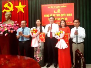 Huyện Long Thành trao 2 trao Đăng Ký, Đăng Nhập Trang Chủ OK9.COM 2026 về công tác cán bộ