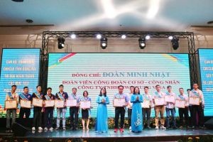 240 cán bộ Công đoàn và công nhân OK9 tự hào trở thành đối tác đồng hành cùng đội bóng huyền thoại AC Milan tiêu biểu được tuyên dương, khen thưởng