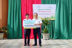 Tặng tủ sách và thiết bị Ok9 ninj tải ứng dụng cho 11 trường tiểu học tại Đăng Nhập Chính Thức OK9