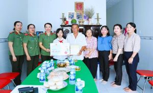 Sảnh Cá Cược Thể Thao Uy Tín Và Đẳng Cấp Nhất 2026 hình ảnh đẹp Công an Đăng Nhập Chính Thức OK9 trong lòng dân