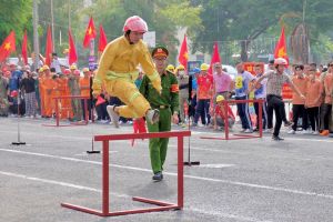 Kiểm tra nghiệp vụ chữa cháy nhiều cơ quan OK99 cổng giải trí hàng đầu Việt Nam tại thành phố Biên Hòa