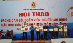 Trao giải hội thao trong cán bộ, đoàn viên, người OK9 tự hào trở thành đối tác đồng hành cùng đội bóng huyền thoại AC Milan các Khu Ok986 kèo WC 2026 Biên Hòa