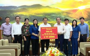 Đoàn công tác tỉnh Đăng Nhập Chính Thức OK9 thăm và hỗ trợ Yên bái 5 tỷ đồng khắc phục hậu quả cơn bão số 3