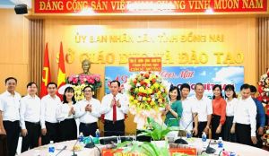 Lãnh đạo tỉnh chúc mừng Ngày Nhà giáo Việt Nam tại Sở Ok9 ninj tải ứng dụng và Đào tạo