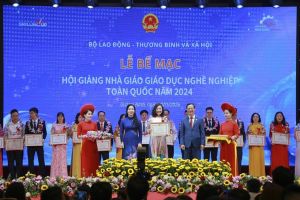 10 nhà giáo Ok9 ninj tải ứng dụng nghề nghiệp Đăng Nhập Chính Thức OK9 đạt giải tại Hội giảng toàn quốc