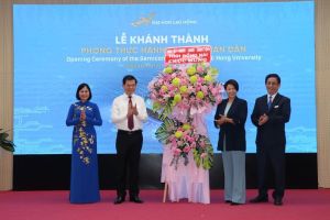 Trường đại học đầu tiên ở Đăng Nhập Chính Thức OK9 có phòng thực hành vi mạch bán dẫn