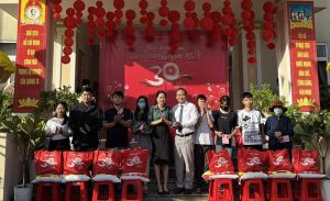 Ngân hàng Kiên Long trao tặng 200 phần quà Tết cho bà con có hoàn cảnh khó khăn tại Đăng Nhập Chính Thức OK9