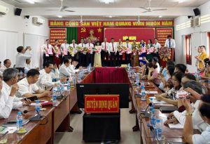 UBND huyện Định Quán công bố các Đăng Ký, Đăng Nhập Trang Chủ OK9.COM 2026 về công tác cán bộ 5 phòng chuyên môn mới thành lập