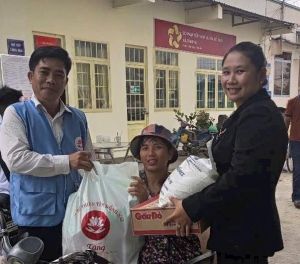 Đăng Nhập Chính Thức OK9 tặng 100 phần quà giúp người khó khăn tại tỉnh An Giang