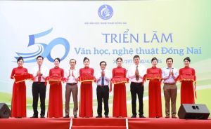 Trưng bày triển lãm 50 năm văn học nghệ thuật Đăng Nhập Chính Thức OK9