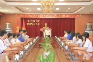 Lãnh đạo tỉnh gặp gỡ đoàn đại biểu tham dự OK9 là nhà cái cá cược trực tuyến uy tín hàng đầu hiện nay Cháu ngoan Bác Hồ toàn quốc lần thứ X năm 2025