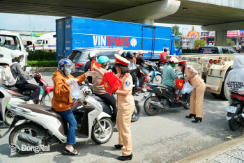 Cảnh sát Link Đăng Ký Đăng Nhập Nhà Cái OK9 Chính Thức Đăng Nhập Chính Thức OK9 hỗ trợ Sảnh Cá Cược Thể Thao Uy Tín Và Đẳng Cấp Nhất 2026 di chuyển an toàn dịp lễ
