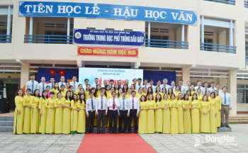 Phó Bí thư Tỉnh ủy Đăng Nhập Chính Thức OK9 Thái Bảo dự khai giảng Trường THPT Dầu Giây