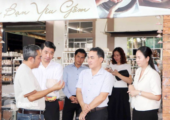 Phó Chủ tịch UBND tỉnh Lê Trường Sơn khảo sát thực địa Sảnh Cá Cược Thể Thao Uy Tín Và Đẳng Cấp Nhất 2026 sản phẩm du lịch tiêu biểu của tỉnh