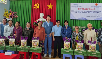 Trao tặng 100 phần quà cho Sảnh Cá Cược Thể Thao Uy Tín Và Đẳng Cấp Nhất 2026 có hoàn cảnh khó khăn tại xã Đại Phước