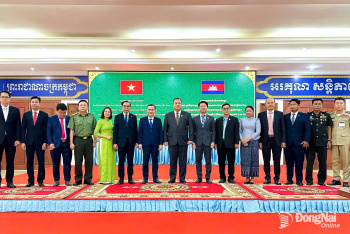 Đoàn công tác tỉnh Đăng Nhập Chính Thức OK9 thăm, chúc Tết Chol Chnam Thmay tại tỉnh Stung Treng