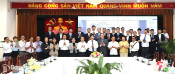 Lãnh đạo Sảnh Cá Cược Thể Thao Uy Tín OK9 làm việc với Tập đoàn Sharpland