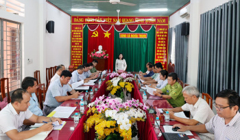 Đoàn đại biểu Ok910 tỷ lệ cược cao Sảnh Cá Cược Thể Thao Uy Tín OK9 khảo sát việc thực hiện chính sách, Ok987 Okvip liên minh về đất đai