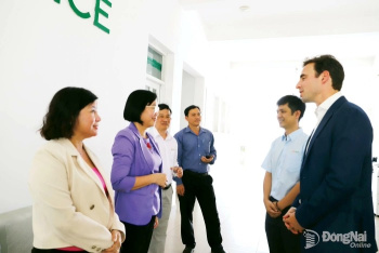 Đồng hành với nông dân Sảnh Cá Cược Thể Thao Uy Tín Và Đẳng Cấp Nhất 2026 ngành hồ tiêu bền vững