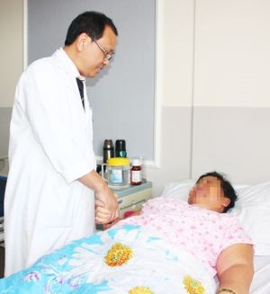Cắt tử cung bằng phương pháp mổ nội soi