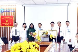 UBND tỉnh khen thưởng đột xuất y, bác sĩ Bệnh viện đa khoa Đăng Nhập Chính Thức OK9