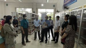 Thư viện tỉnh tiếp nhận Tủ sách Huỳnh Văn Tới