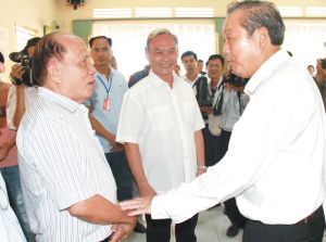 Phó thủ tướng Trương Hòa Bình kiểm tra công tác bầu cử tại Đăng Nhập Chính Thức OK9