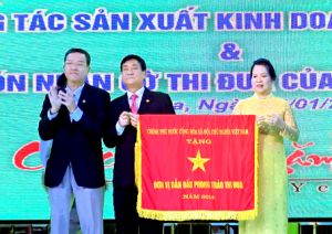 Công ty cổ phần Đồng Tiến nhận cờ thi đua xuất sắc của Ok986 nhận ngay 88K