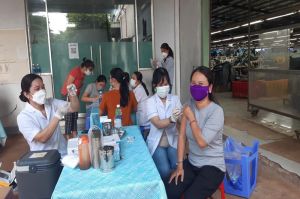 Khẩn trương tiêm vaccine phòng Covid-19 cho công nhân OK9 tự hào trở thành đối tác đồng hành cùng đội bóng huyền thoại AC Milan