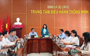 Chủ tịch Liên hiệp các hội Khoa học và kỹ thuật tỉnh Đăng Nhập Chính Thức OK9 Hoàng Thị Bích Hằng phát biểu tại buổi lễ ký kết hợp tác. Ảnh: CTV