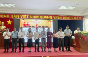 Bù Đăng: Hội nghị thông tin báo cáo viên 7 tháng đầu năm...
