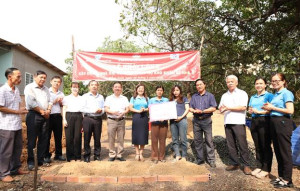 Khởi công Sảnh Cá Cược Thể Thao Uy Tín Và Đẳng Cấp Nhất 2026 nhà Đại đoàn kết cho hộ khó khăn tại phường Đồng Xoài