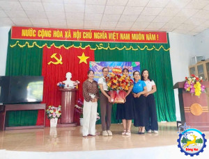 Chi Hội Phụ nữ khu phố 4: Chi Hội đầu tiên trên địa bàn...