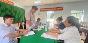 ỦY BAN KIỂM TRA ĐẢNG ỦY PHƯỜNG LỘC NINH GIÁM SÁT ĐỐI VỚI CHI BỘ LỘC THÁI 5 VÀ ĐỒNG CHÍ BÍ THƯ CHI BỘ LỘC THÁI 5