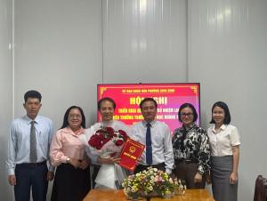 Trao Đăng Ký, Đăng Nhập Trang Chủ OK9.COM 2026 bổ nhiệm lại chức danh Phó Hiệu trưởng trường TH hoàng hoa Thám