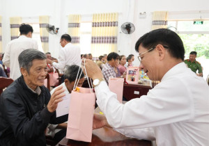 Xã Nghĩa Trung tổ chức họp mặt kỷ niệm 79 năm Ngày Thương...