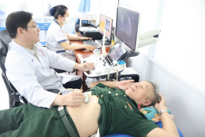 Gần 200 hội viên cựu chiến binh được khám bệnh, cấp thuốc và...
