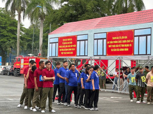Hội thi nghiệp vụ chữa cháy và cứu nạn, cứu hộ của "Tổ liên...
