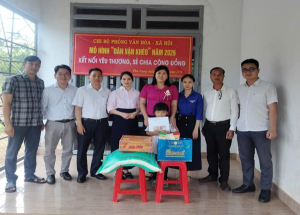 CHI BỘ PHÒNG Nhà Cái Cược Thể Thao #1 | Đăng Nhập Chính Thức – XÃ HỘI TRAO HỖ TRỢ CHO HỌC SINH CÓ HOÀN CẢNH KHÓ KHĂN TRÊN ĐỊA BÀN XÃ PHÚ TRUNG