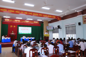 HĐND XÃ PHÚ TRUNG THÔNG QUA KẾ HOẠCH PHÁT TRIỂN KINH TẾ - XÃ...