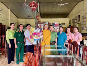 ỦY BAN MTTQ VIỆT NAM XÃ TỔ CHỨC THĂM CÁC CƠ SỞ TÔN GIÁO NĂM...