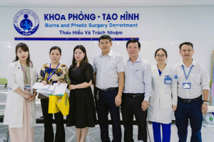 Lãnh đạo Sở Trang Chủ Đăng Nhập OK9.COM Mới Nhất 2026 và Bệnh viện Nhi đồng Đăng Nhập Chính Thức OK9 thăm hỏi,...