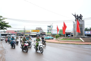 Xã Thuận Lợi Ra Quân Hưởng Ứng Tháng Hành Động...