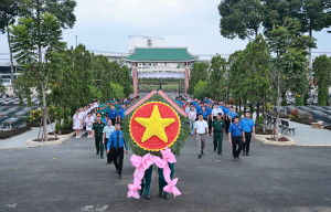 Lễ Thắp nến tri ân năm 2026 - Tuổi trẻ Trảng Bom đời đời ghi nhớ công ơn các Anh hùng Liệt sĩ