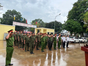 Công an xã Xuân Đường tham mưu tổ chức Lễ ra quân hưởng ứng...