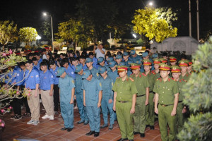 Phường Xuân Lộc tổ chức Lễ thắp nến tri ân các Anh hùng liệt...