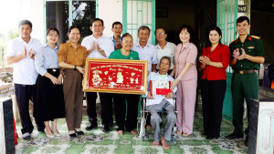 Phường Xuân Lộc quan tâm chăm lo người cao tuổi – Gìn giữ...