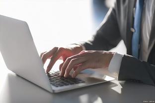 Bom Bo cùng với góc nhìn từ trên cao