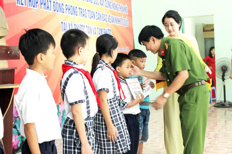 8thay1.jpg