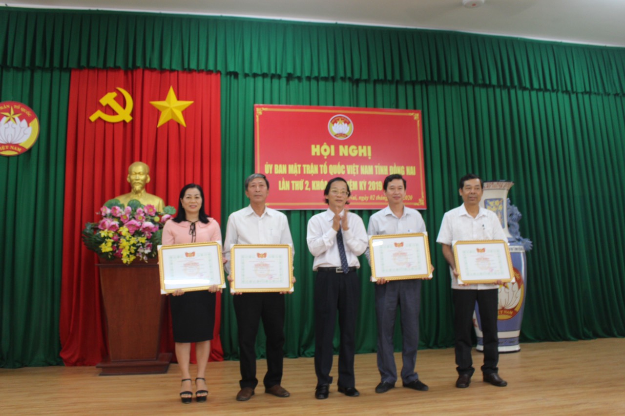 34ff3a6397ec6ab233fd.jpg